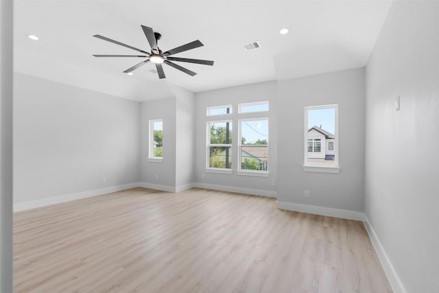 6613 Ave O, Houston, TX 77011 - spare room with light wood-style floors, ceiling fan, and recessed lighting