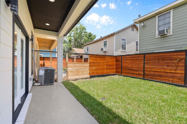 6613 Ave O, Houston, TX 77011 - view of yard with cooling unit and a patio area