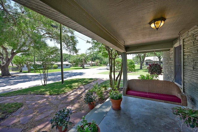 1026 Atchison St, Sealy, TX 77474 - view of porch