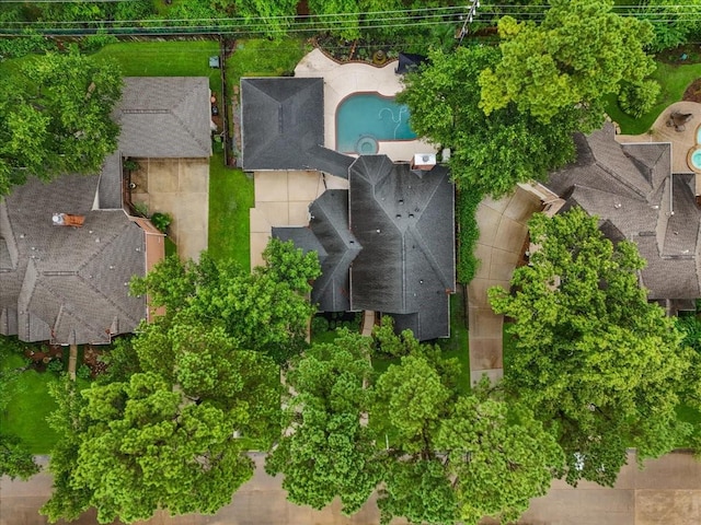 16610 Avenfield Rd, Tomball, TX 77377 - bird's eye view of a pool area