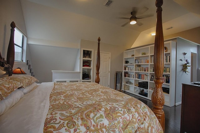 907 Davis Rd, League City, TX 77573 - bedroom with lofted ceiling, wood finished floors, and ceiling fan