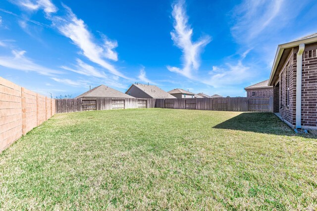 32322 Dusted Bronze Dr, Brookshire, TX 77423 - view of yard