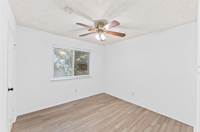 14727 Saint Cloud Dr, Houston, TX 77062 - photo 14