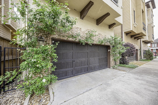 1239 W 22nd St Unit C, Houston, TX 77008 - view of garage