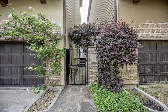1239 W 22nd St Unit C, Houston, TX 77008 - view of gate