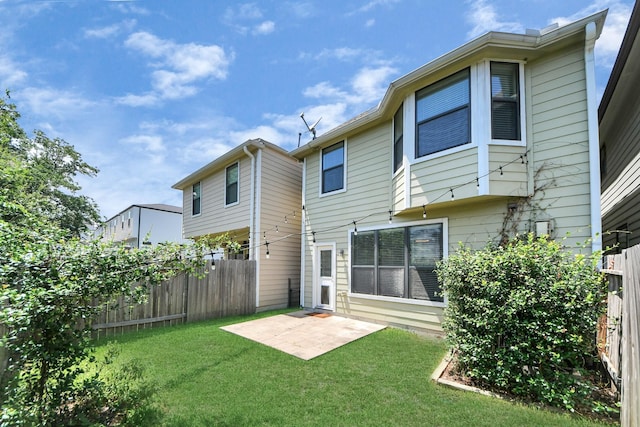5627 Darling, Houston, TX 77007 - rear view of house featuring a patio area