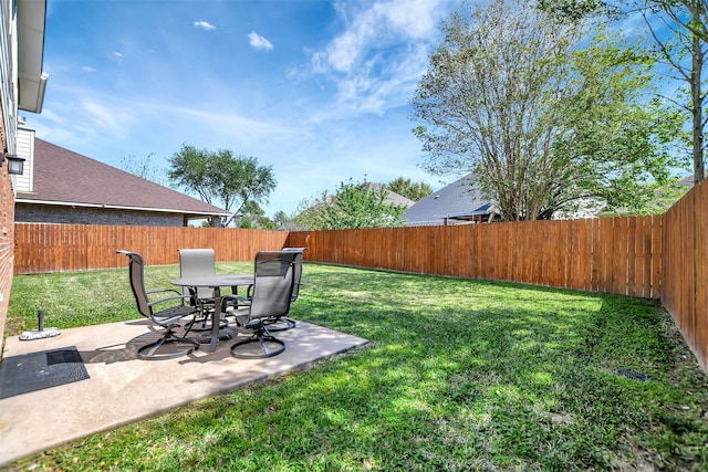 7818 Desert Canyon Ct, Houston, TX 77041 - view of yard with a patio
