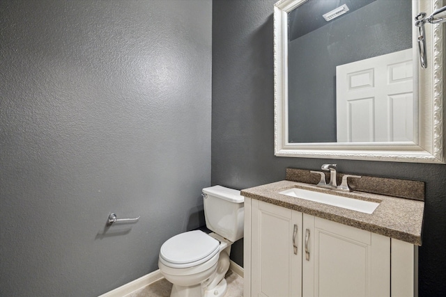18411 S Raven Shore Dr, Cypress, TX 77433 - half bath with vanity and a textured wall