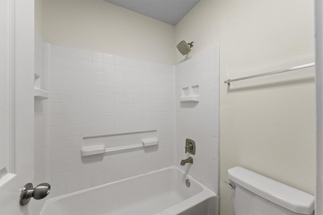 2611 Verano Dr, Richmond, TX 77406 - full bathroom with toilet and shower / bath combination