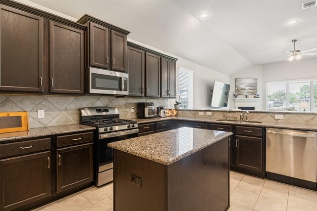 18318 Shallow Hill Ct, Houston, TX 77084 - photo 30