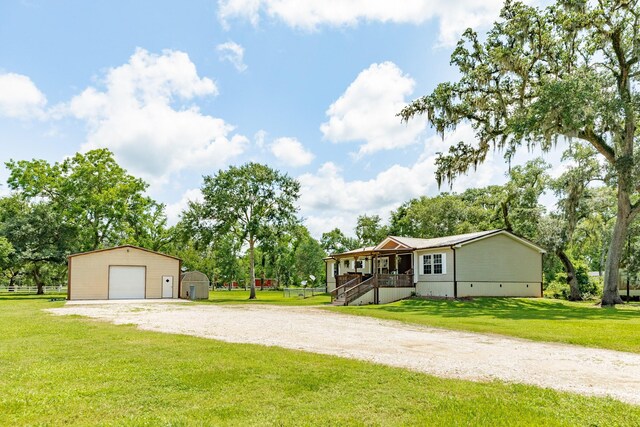 178 Brazos Dr, Angleton, TX 77515 - photo 3