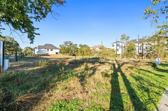 402 Columbia St, Houston, TX 77007 - photo 10
