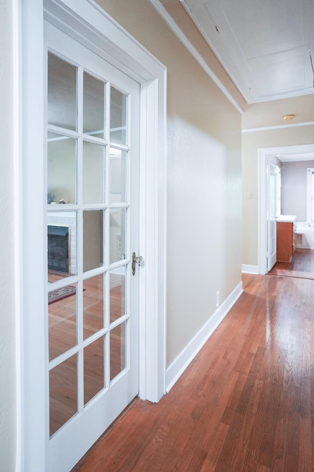 1514 Laurel St, La Marque, TX 77568 - hallway with wood finished floors and baseboards