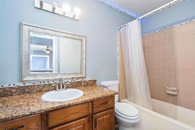 3015 Walnut Bend Ln Unit 37, Houston, TX 77042 - full bathroom with vanity, toilet, shower / tub combo with curtain, and a ceiling fan