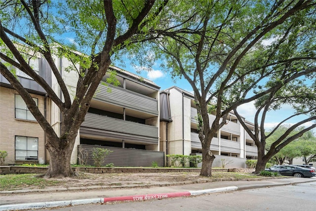 3015 Walnut Bend Ln Unit 37, Houston, TX 77042 - photo 9