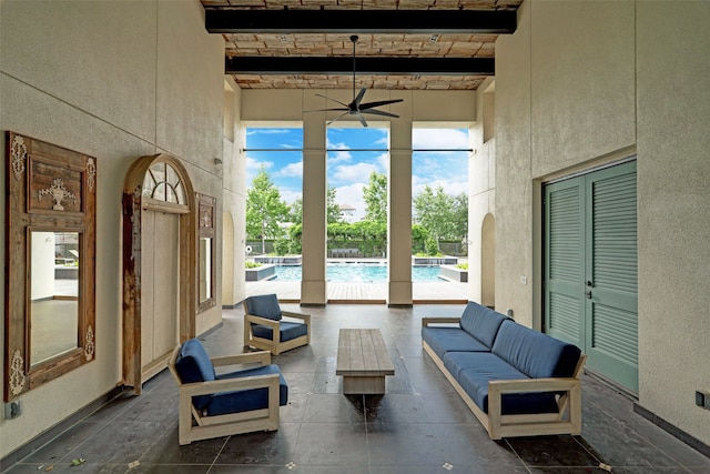 7506 Little Caprese Ln, Houston, TX 77055 - view of patio featuring outdoor lounge area and ceiling fan