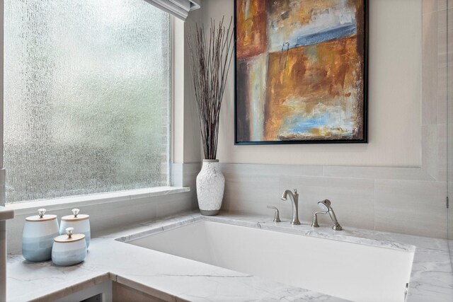 3 Forest Steppes Ct, The Woodlands, TX 77382 - bathroom with a garden tub