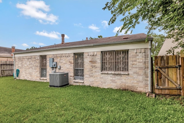 11014 Kirkridge Dr, Houston, TX 77089 - back of house with cooling unit and a gate