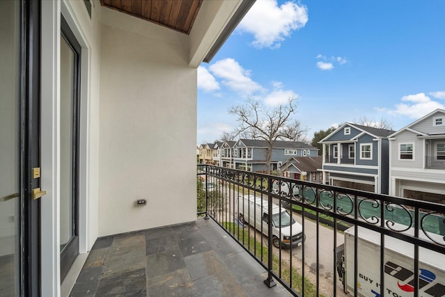 1013 E 28th St, Houston, TX 77009 - balcony with a residential view