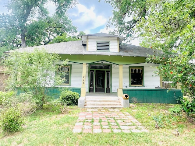 236 8th St, Somerville, TX 77879 - bungalow with a porch