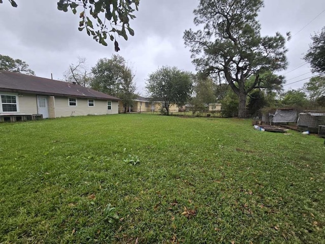 2301 Owens Ave, Groves, TX 77619 - photo 5