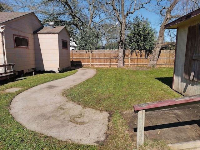 6136 25th St, Groves, TX 77619 - view of yard