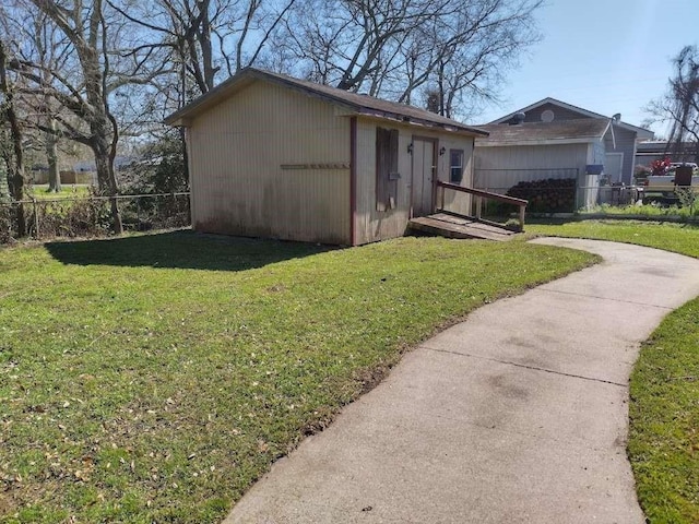 6136 25th St, Groves, TX 77619 - view of front facade with an outbuilding
