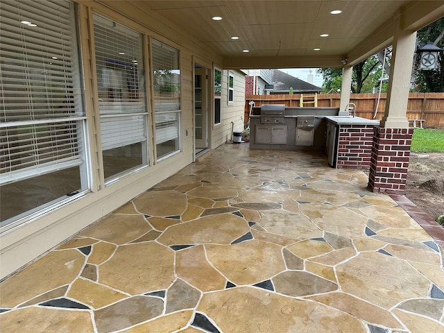21207 Rushing Creek Ln, Katy, TX 77449 - view of patio / terrace featuring a sink