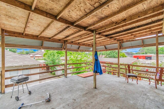 8209 Howard Dr, Houston, TX 77017 - view of unfurnished sunroom