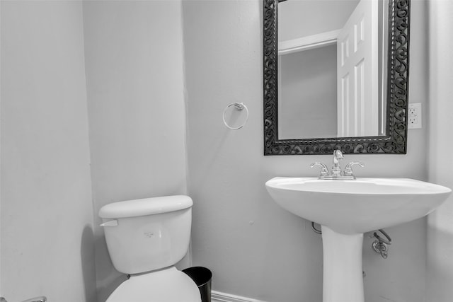 1930 Crisfield Dr, Sugar Land, TX 77479 - bathroom with toilet