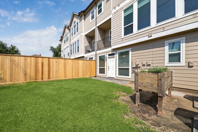 2402 Calumet St Unit C, Houston, TX 77004 - view of yard