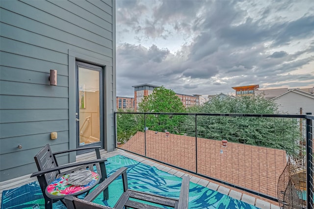 536 Rutland Pl, Houston, TX 77007 - view of balcony