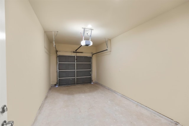 7754 Ave J, Houston, TX 77012 - garage with a garage door opener