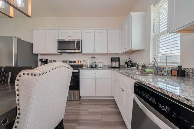 7826 Flowering Lotus Ln, Houston, TX 77016 - photo 18