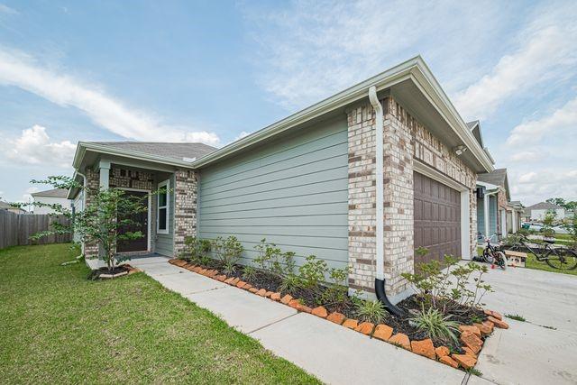 7826 Flowering Lotus Ln, Houston, TX 77016 - photo 3