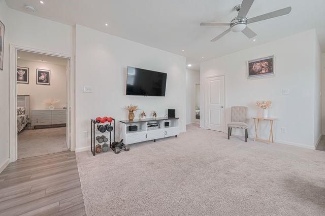 7826 Flowering Lotus Ln, Houston, TX 77016 - photo 11