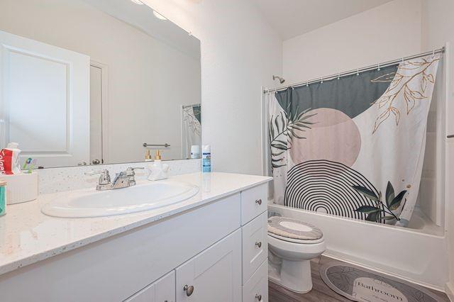 7826 Flowering Lotus Ln, Houston, TX 77016 - photo 31