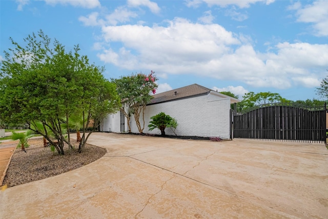 11514 Lakeside Place Dr, Houston, TX 77077 - photo 3