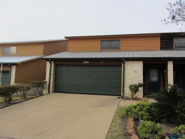 1914 20th St, Huntsville, TX 77340 - photo 2