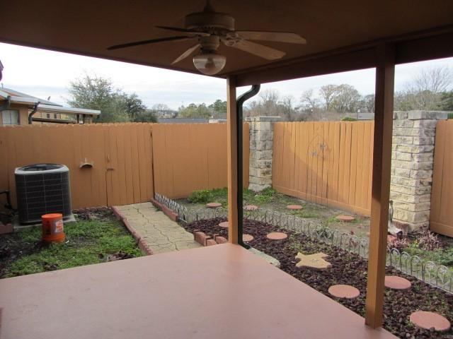 1914 20th St, Huntsville, TX 77340 - photo 21