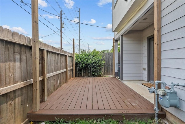 2607 Mcilhenny St, Houston, TX 77004 - deck with a fenced backyard