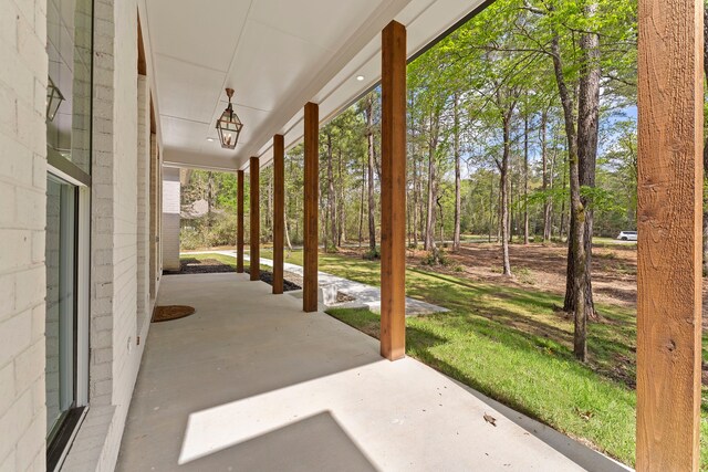 567 Lonestar Rd, Huntsville, TX 77340 - view of covered porch