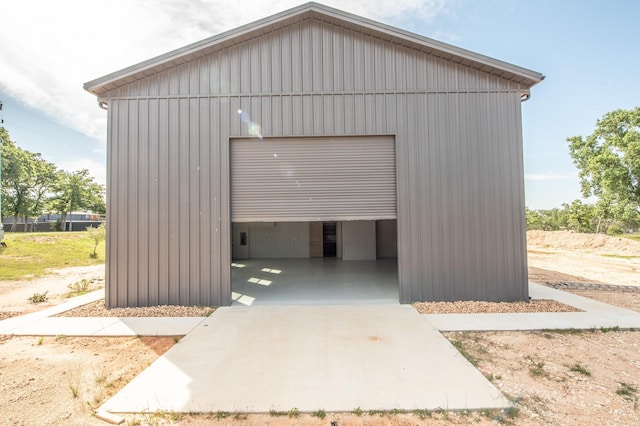 103 Whispering Oaks, Somerville, TX 77879 - view of outbuilding featuring driveway
