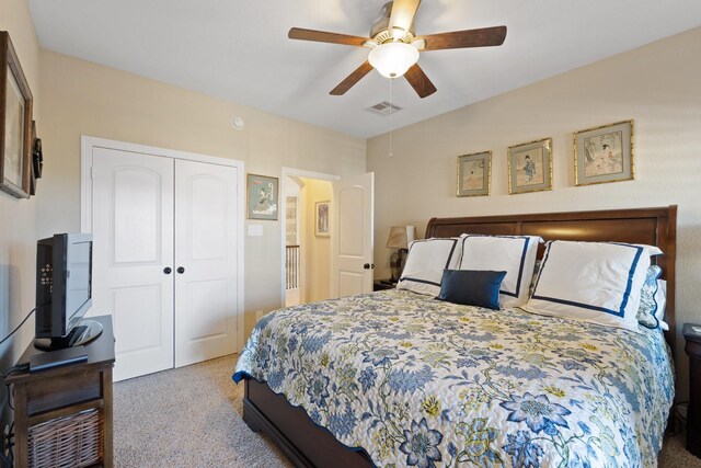 5131 Rowley Falls Ln, Sugar Land, TX 77479 - carpeted bedroom with a closet and a ceiling fan