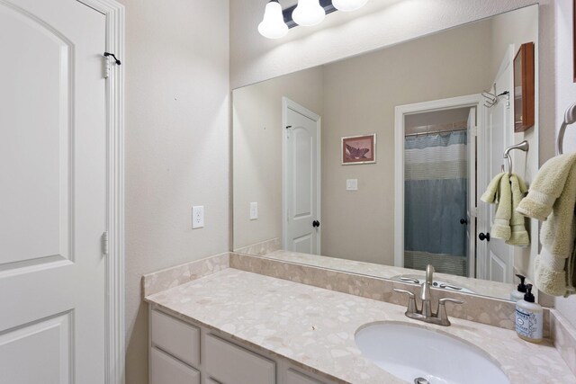 5131 Rowley Falls Ln, Sugar Land, TX 77479 - full bath featuring vanity