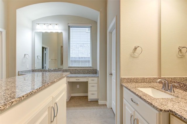 28418 Asher Falls Ln, Fulshear, TX 77441 - bathroom featuring two vanities