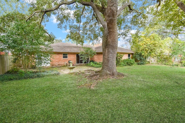 4721 Briarbend Dr, Houston, TX 77035 - view of yard