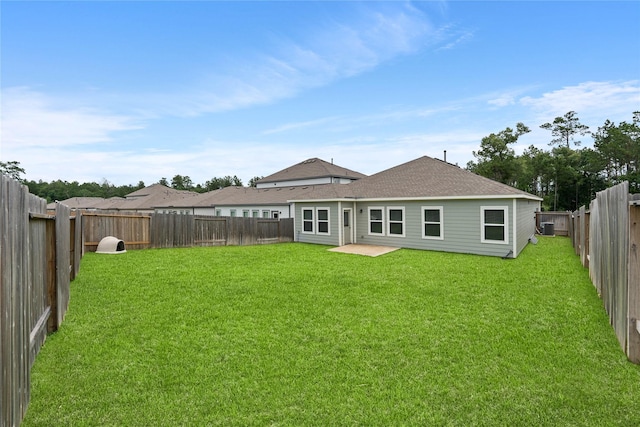 5732 Palm Flower Dr, Montgomery, TX 77316 - rear view of property with roof with shingles and a patio area