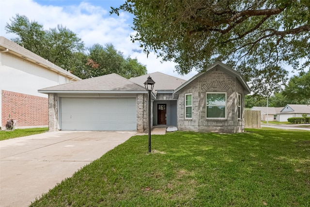 2902 Secluded Dr, Sugar Land, TX 77498 - ranch-style house with a garage, concrete driveway, a front lawn, and brick siding
