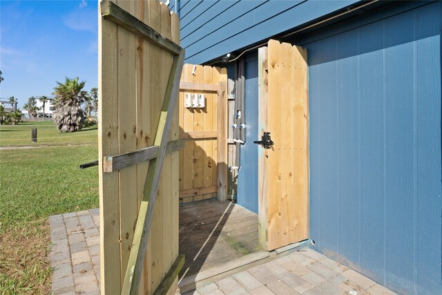 512 Surf Dr, Freeport, TX 77541 - exterior view